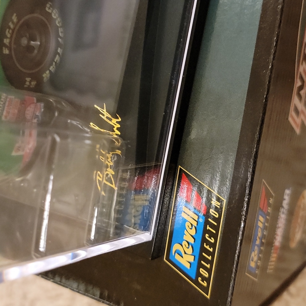 Bobby LaBonte 1:24 scale Die cast - Picture 4 of 6